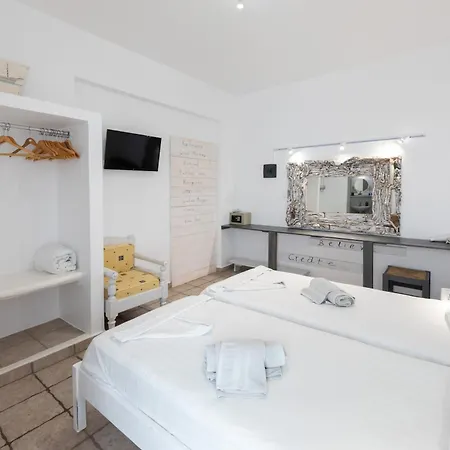 Madaky Hotel