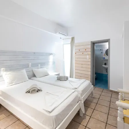 Madaky Hotel