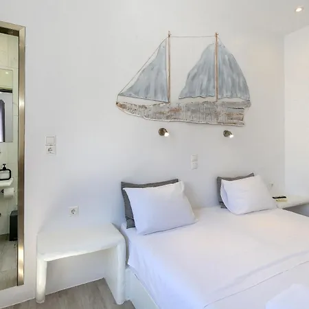 Ξενοδοχείο Madaky 3*