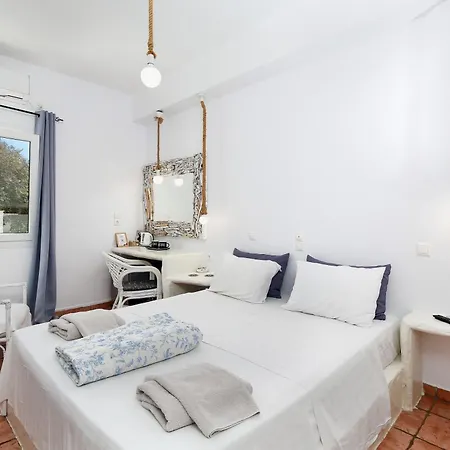 Ξενοδοχείο Madaky