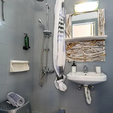 Madaky Ξενοδοχείο 3*