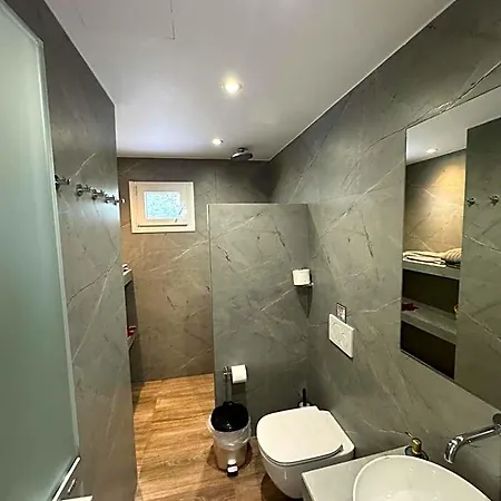 Hotel Madaky 3*