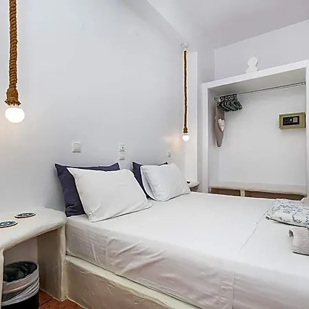 Madaky Hotel Naoussa