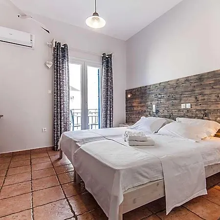 Madaky Hotel 3*